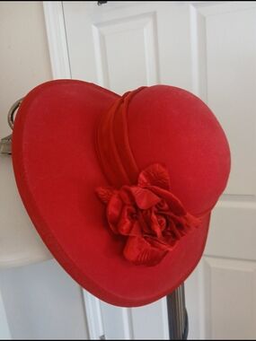 Scala Red Women’s Floral Felt Hat